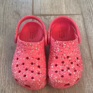 Pink crocs